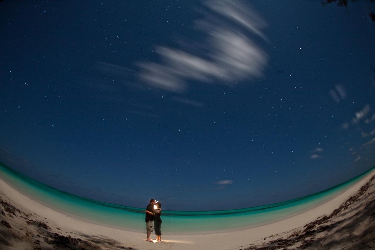 Hollywood Beach Suites Turks And Caicos Whitby Eksteriør bilde