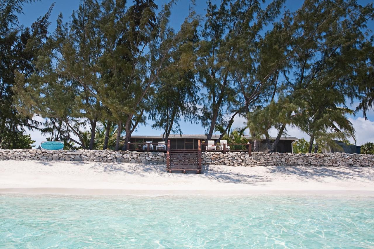 Hollywood Beach Suites Turks And Caicos Whitby Fasiliteter bilde