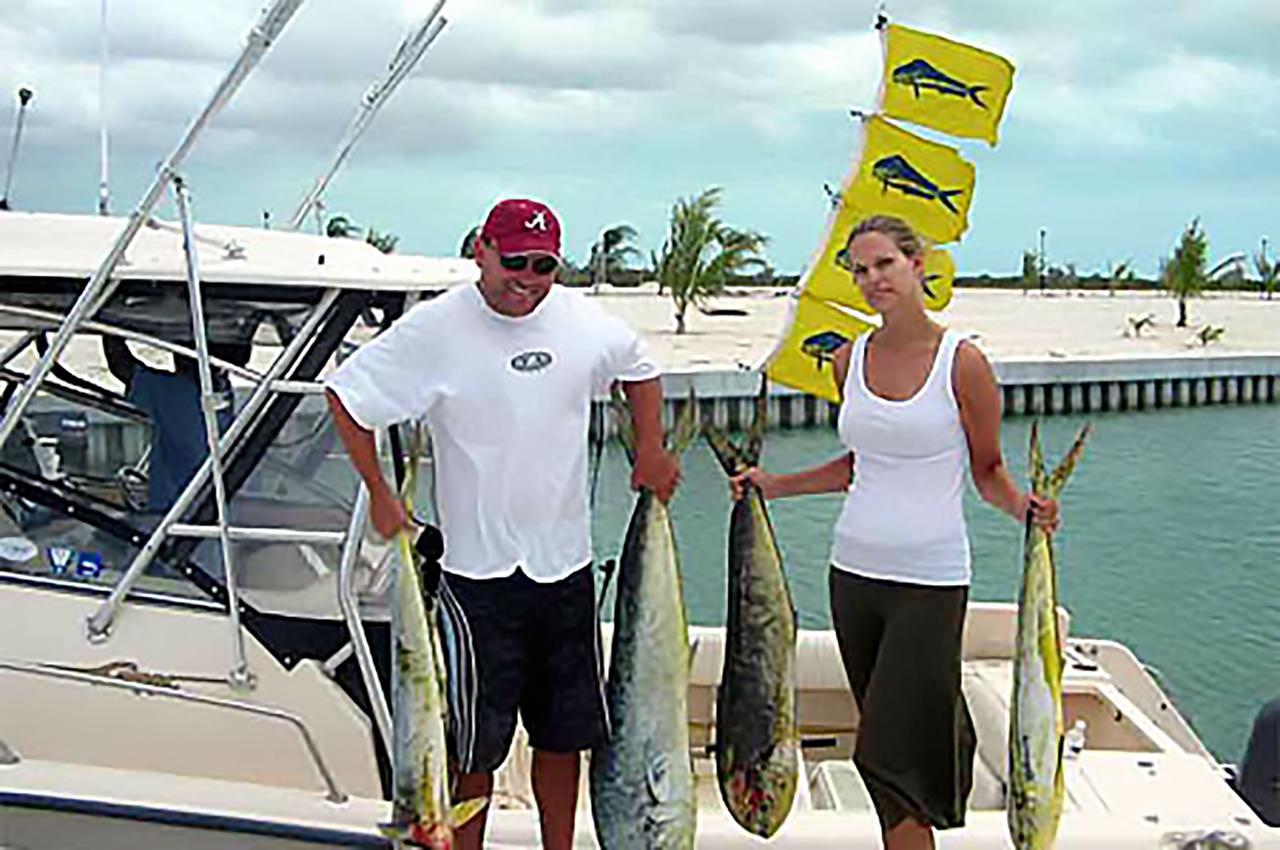 Hollywood Beach Suites Turks And Caicos Whitby Eksteriør bilde